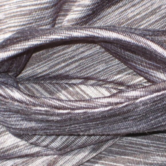 Danskin XL Marled Black Leggings Capri Crops Active Pants Excellent Condition - Picture 8 of 8